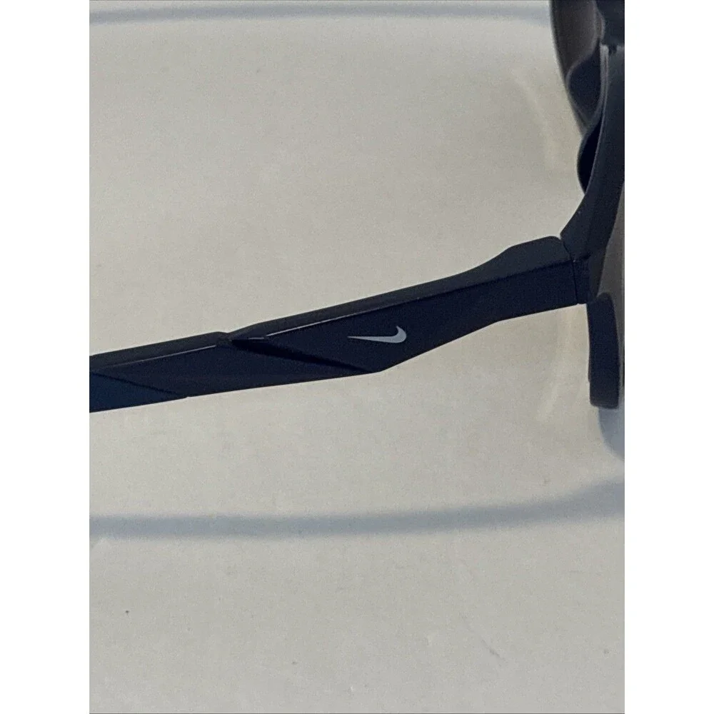 Nike Radeon 2 M FV2406 410 52-20-145 Sunglasses
